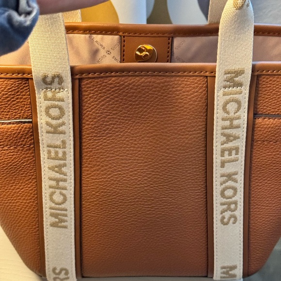 Michael Kors Handbags - Michael Kors Small Tan Tote Bag
